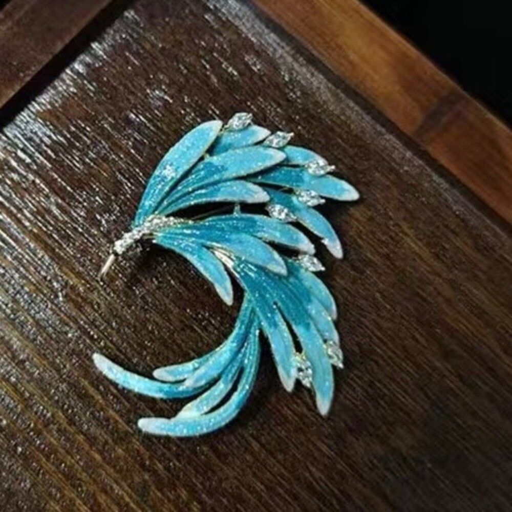 Phoenix Brooch NWT